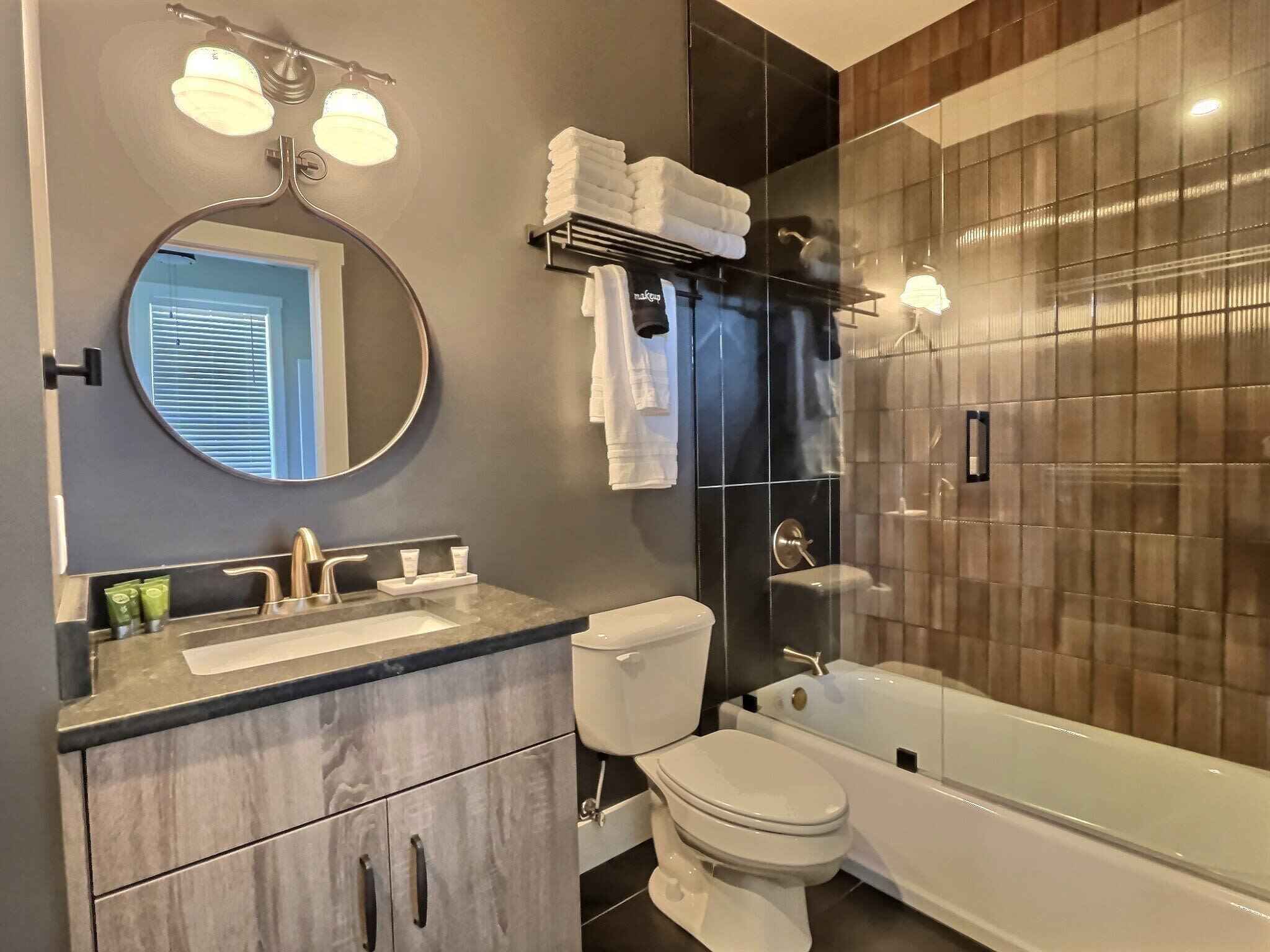 Bathtub, hair dryer, towels