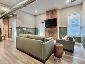 TV, aparelho de som, escritórios