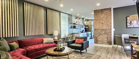 TV, stereo, offices