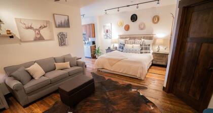 Cozy Studio in the center of downtown Whitefish