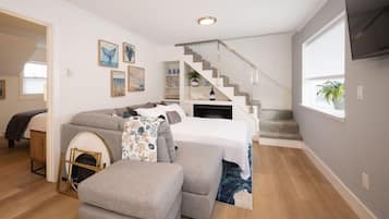 2 makuuhuonetta, silitysrauta/-lauta, Wi-Fi, vuodevaatteet