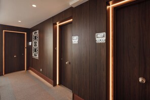 Hallway - Sercotel Granada Suites (Granada)
