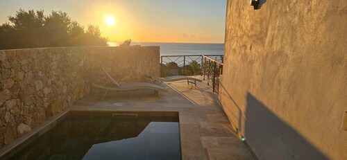 Villa Bougainvillée, vue mer 180°, grande terrasse, 8-10 p