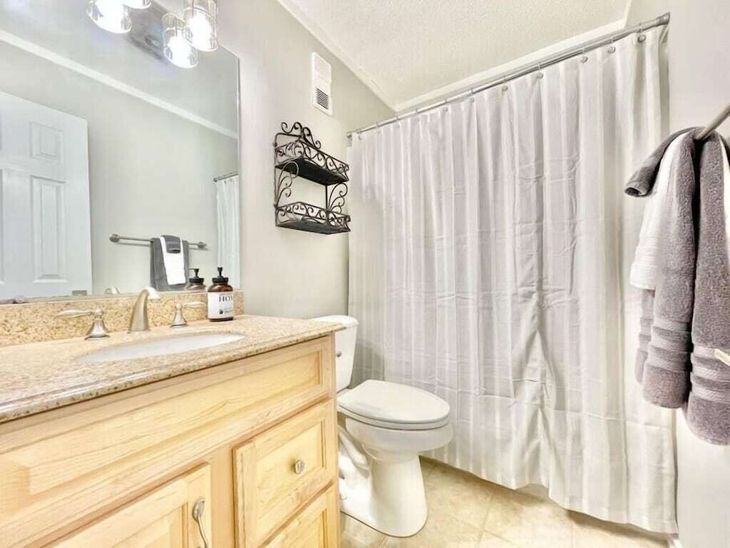 BeechTop Hideaway/Pool/H.Tub/Sauna/Arcade/2ndFloor