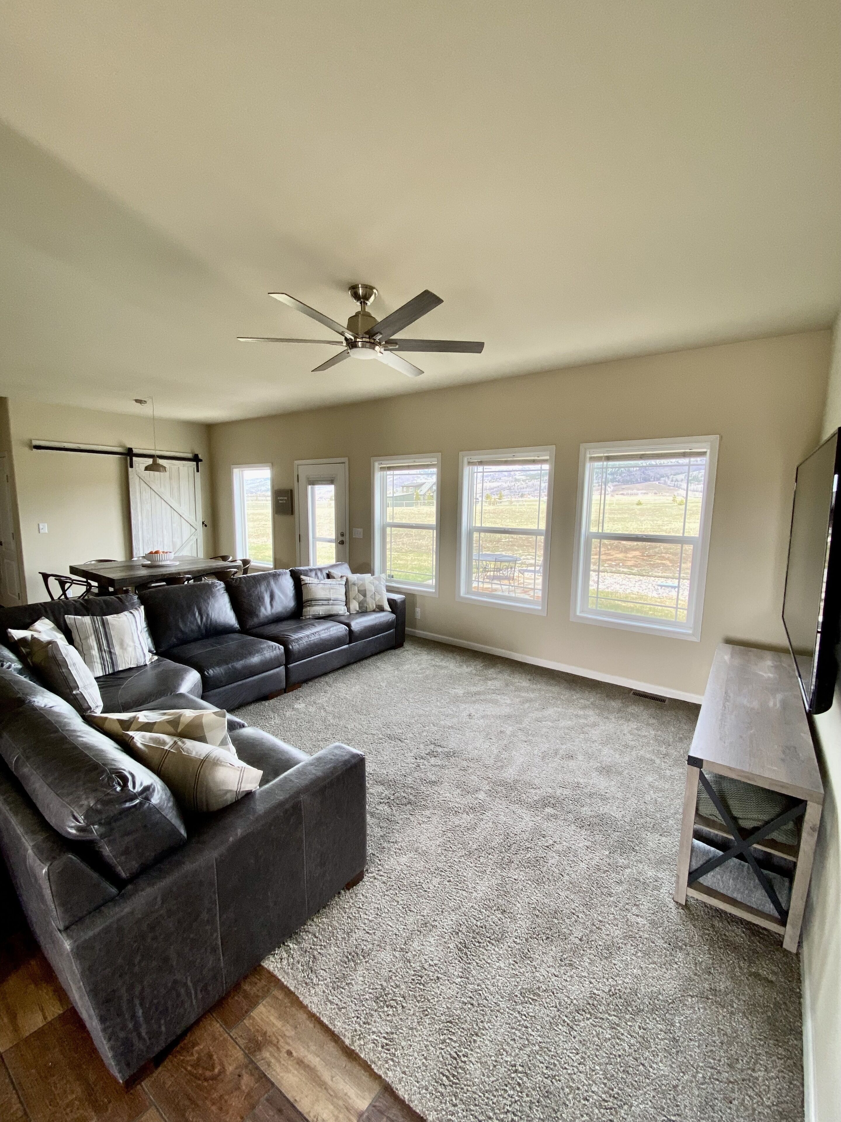 Teton Trails Getaway-Basecamp for outdoor adventure-In between Jackson & Targhee