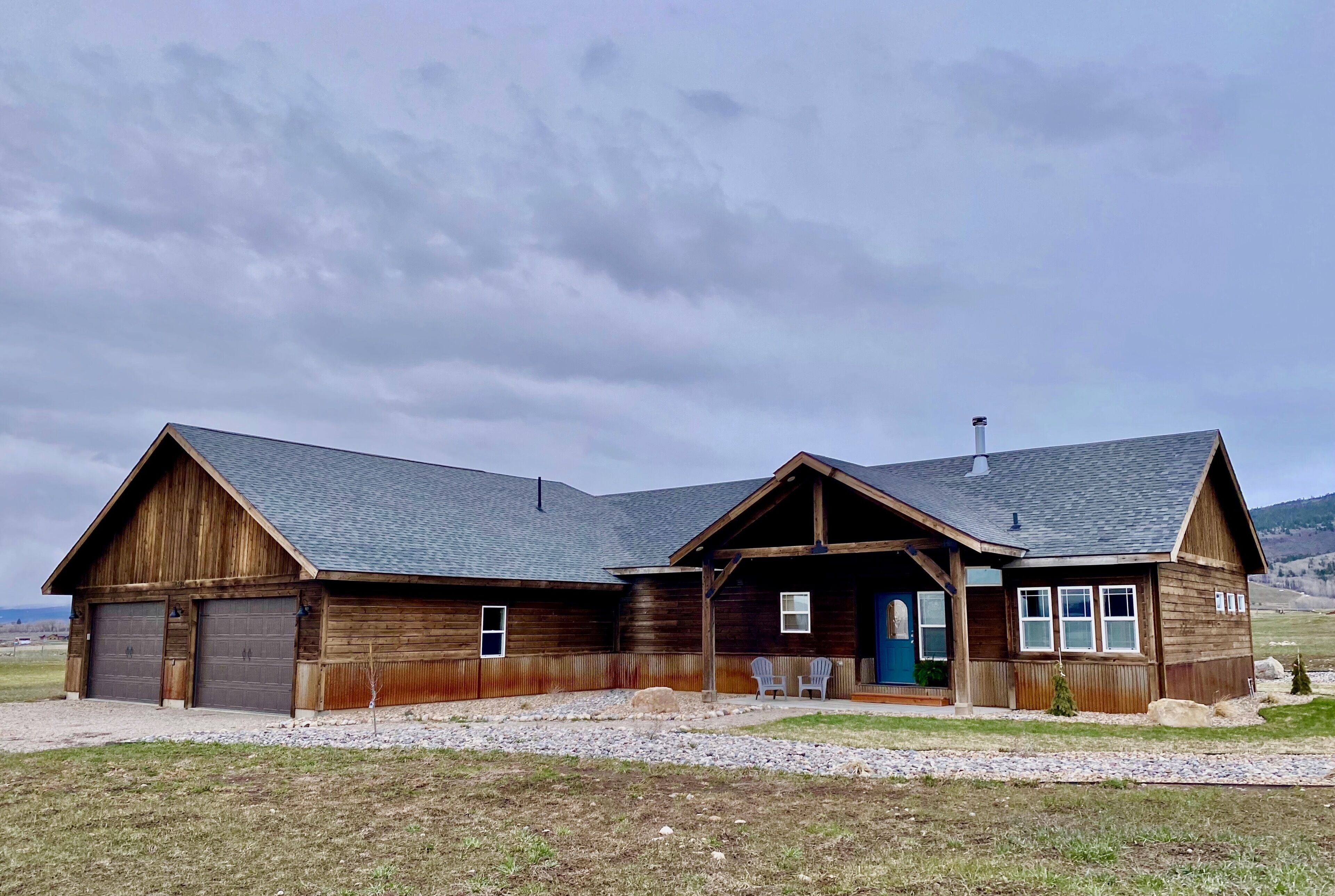 Teton Trails Getaway-Basecamp for outdoor adventure-In between Jackson & Targhee