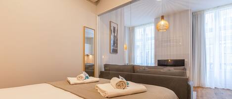 1 chambre, fer et planche à repasser, Wi-Fi gratuit, draps fournis