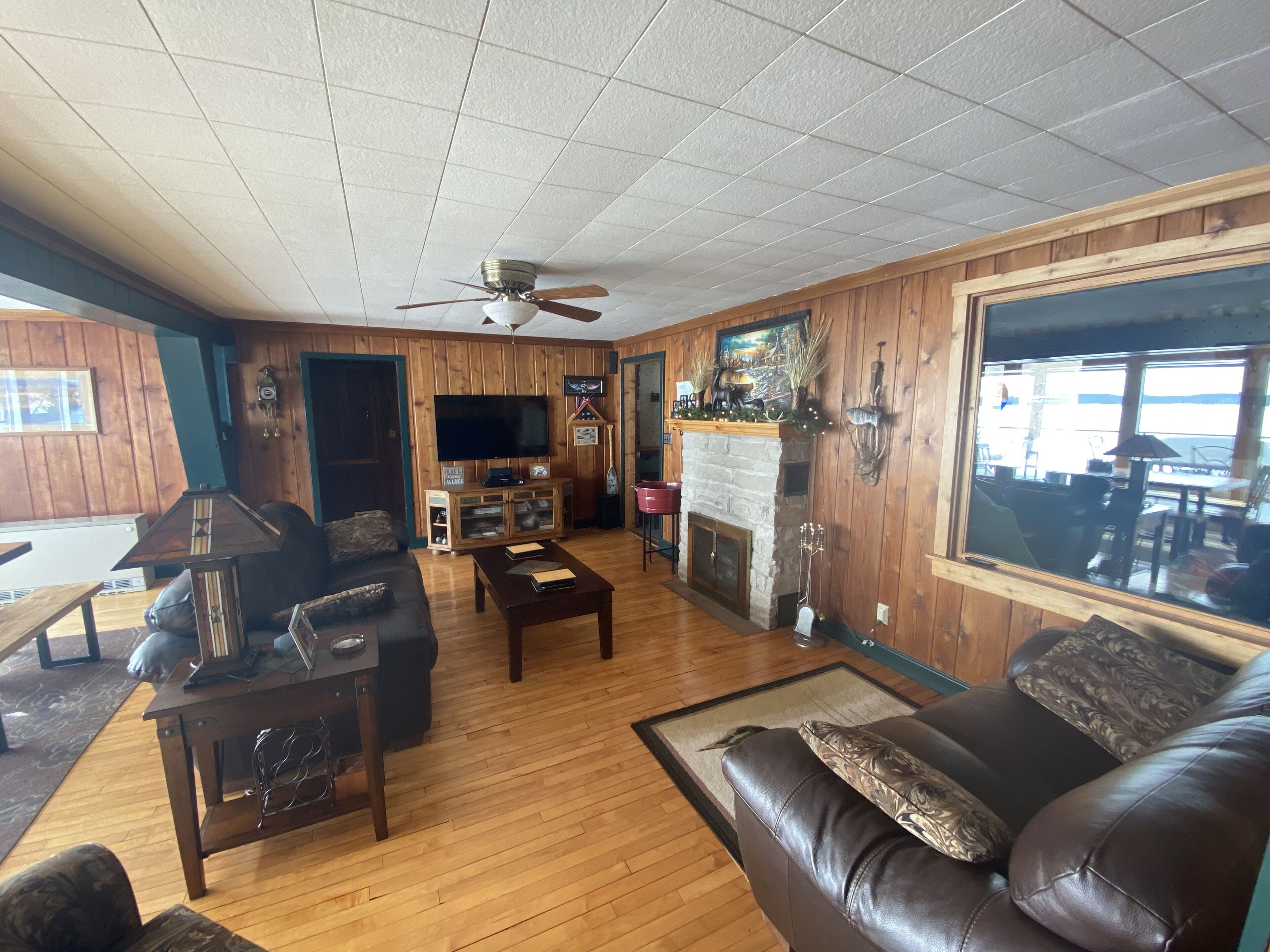 Beautiful three bedroom cabin on Lake Alexander Cushing Minnesota