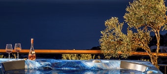 Lotzetta Giannios Suite with Hot Tub by Estia