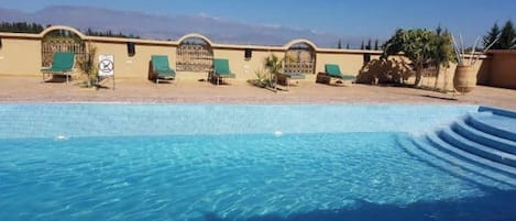 Piscine extérieure