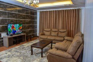 TV - Your get away in Nairobi (NAIROBI)