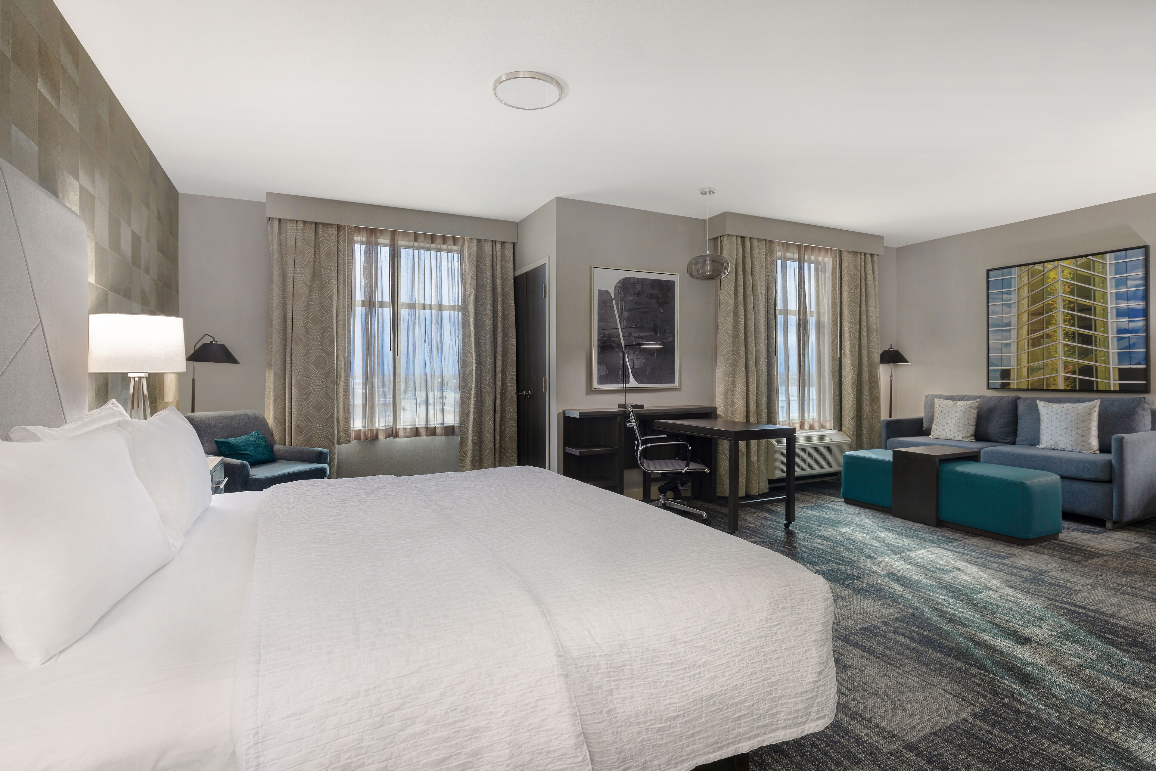 Studio Suite, 1 King Bed, Accessible (Hearing)