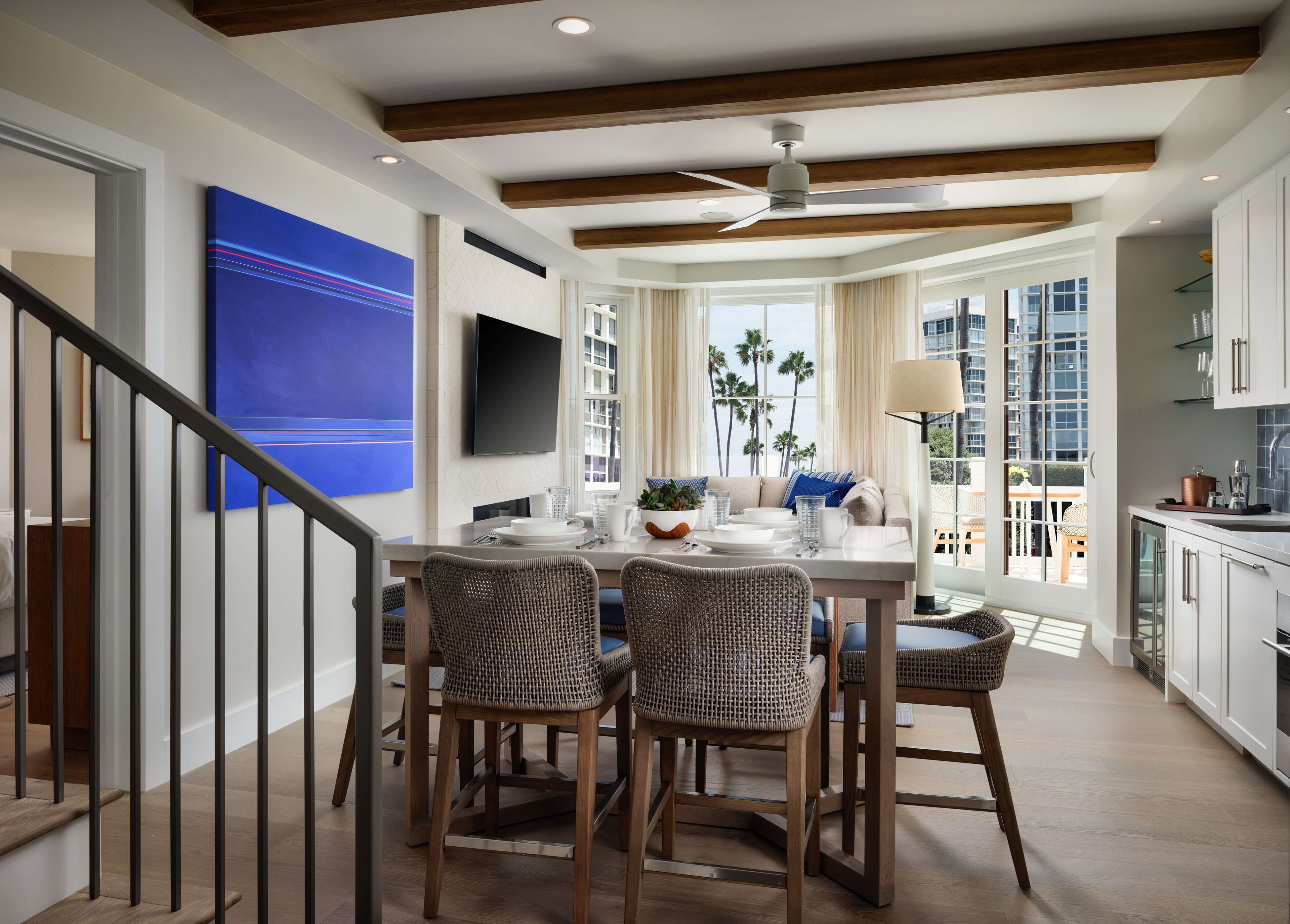 55-inch Smart TV with cable channels, TV, Netflix