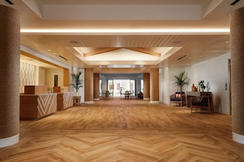 Reception area at Shore House at The Del, LXR Hotels & Resorts