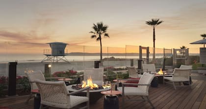 Shore House at The Del, LXR Hotels & Resorts