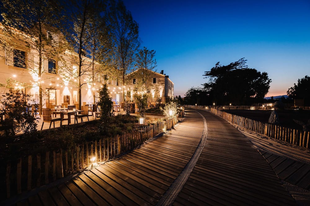 Le Hameau des Pesquiers Ecolodge, Curio Collection by Hilton