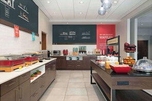 Tägliches inbegriffenes Frühstücksbuffet