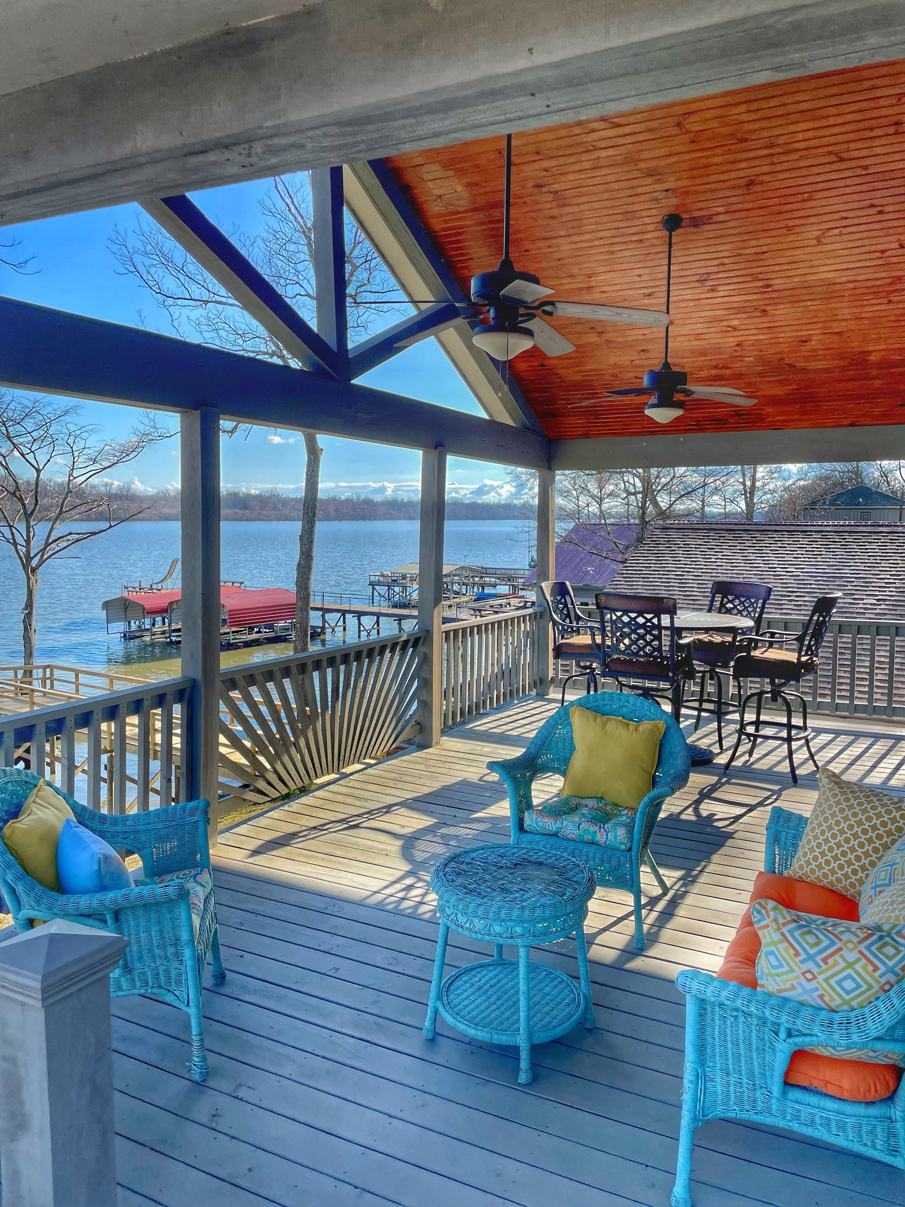 Moon Lake Escape on the water & near Clarksdale, MS & Helena, AR 