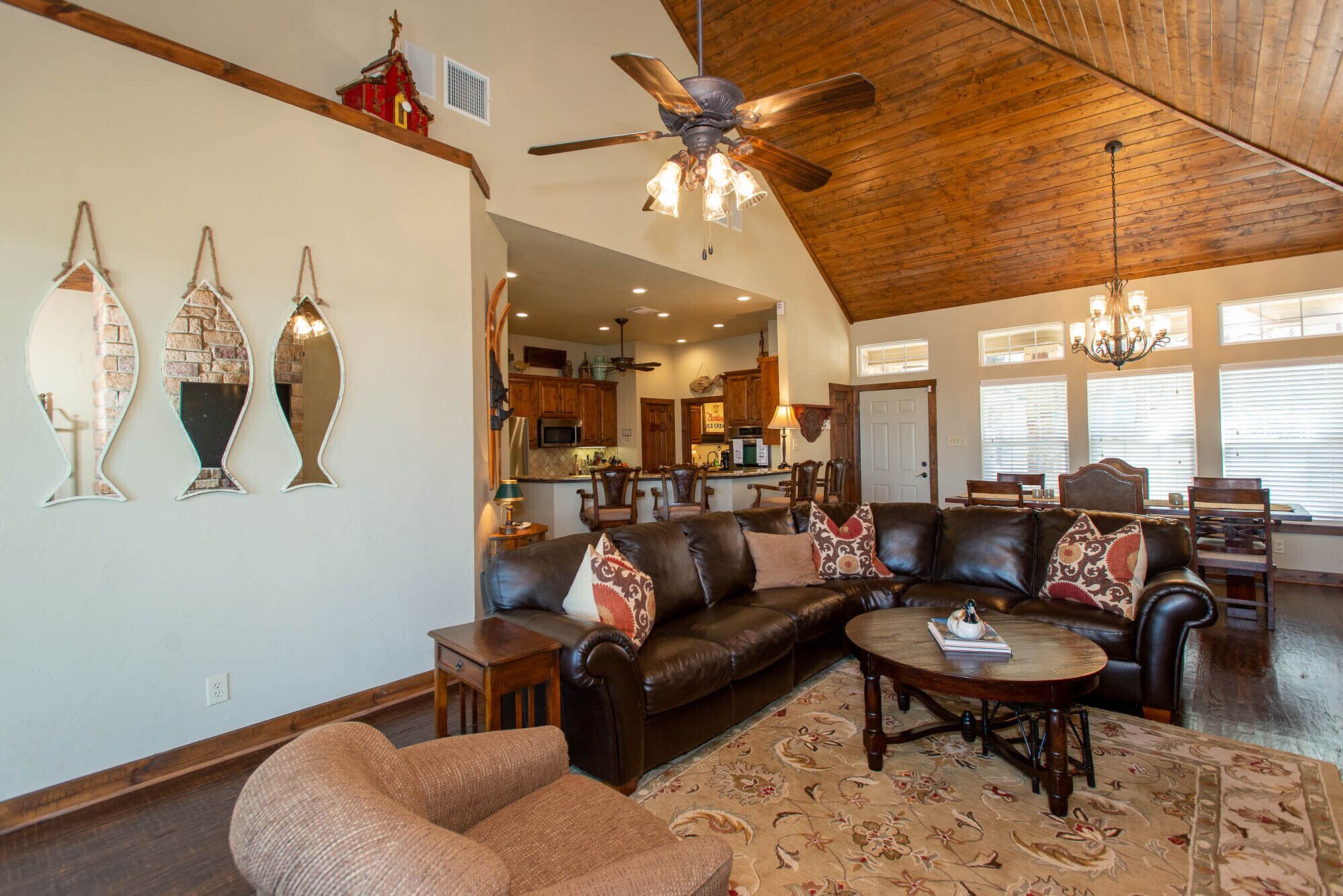50 Off in October 2023 Beautifully Updated Family Getaway on Cedar Creek Lake