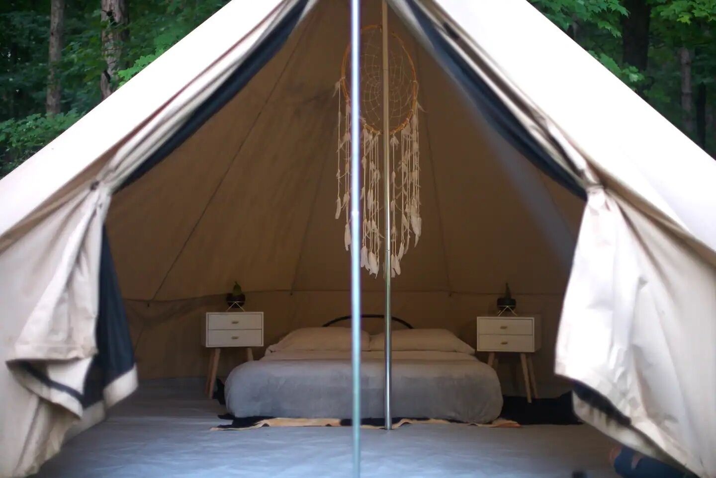 Cozy Tent w/ Private Pond, WiFi, Near Ski Areas