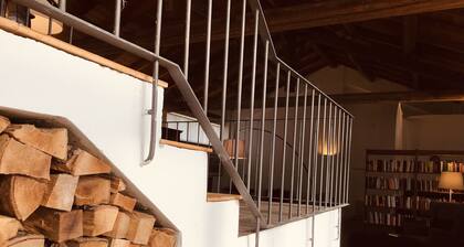 The house in the fields_Loft