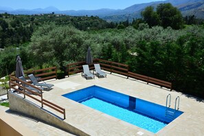 Outdoor pool - Beautiful Villa in a traditional village (CHANIA)
