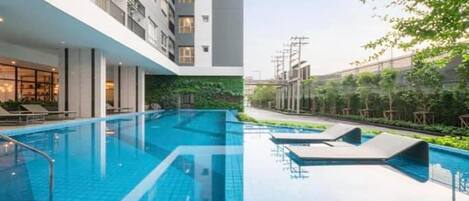 Appartement, 2 grands lits | Piscine | Piscine extérieure