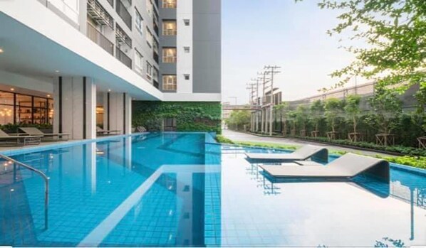 Appartement, 2 grands lits | Piscine | Piscine extérieure