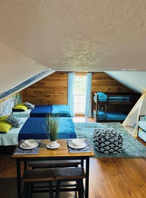 1 bedroom, free WiFi, bed sheets