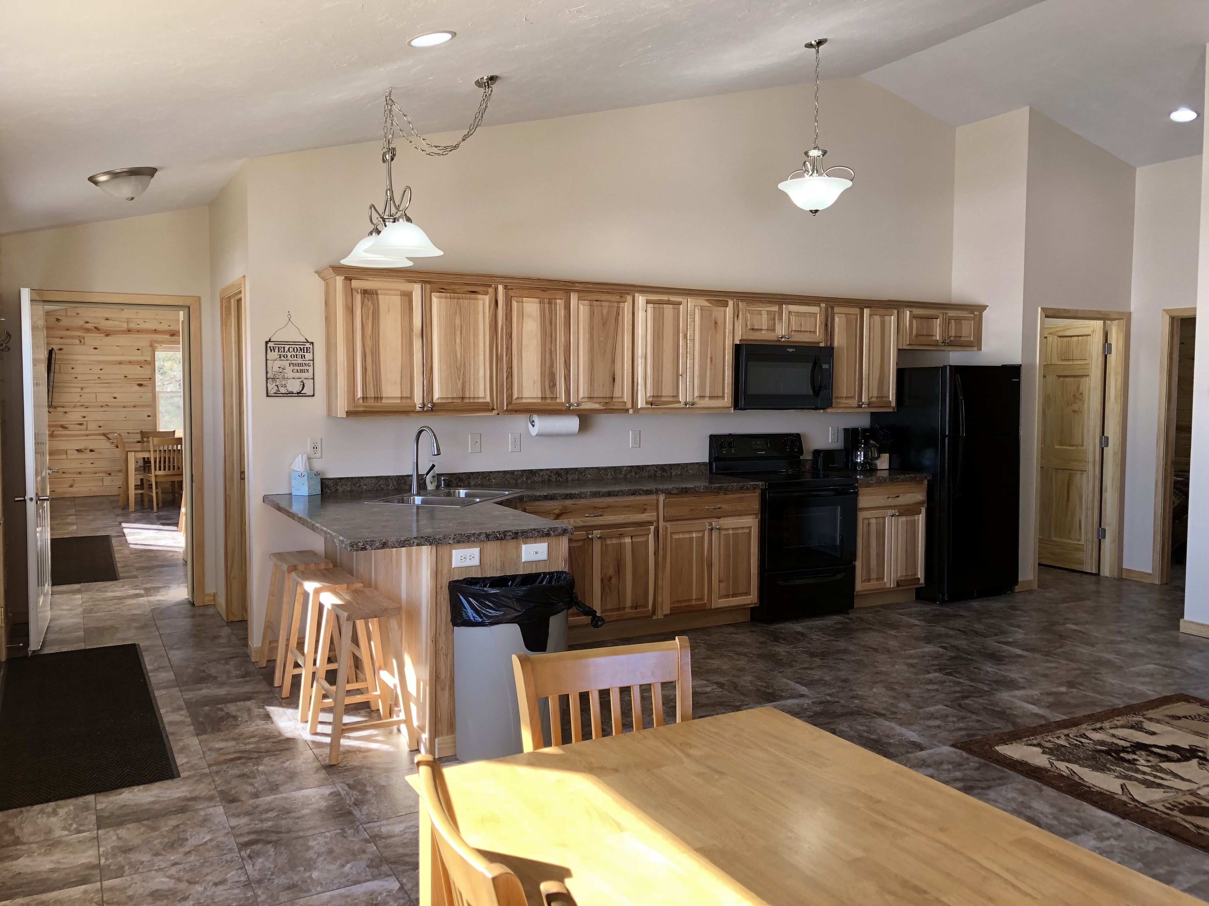 Cabin 13 Lakefront Family/Pet Friendly Resort Amenities Fishing Dock