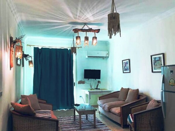 TV - Luna house 1 (lighthouse) (Dahab)