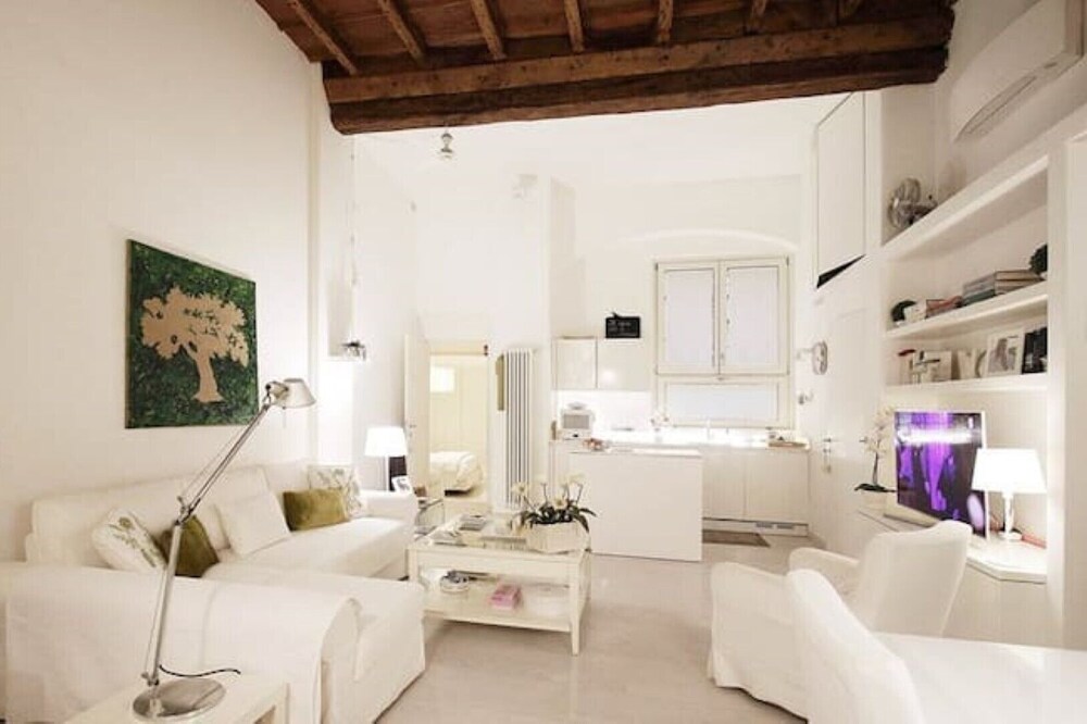 Casa Medici - Boutique Apartment near Duomo