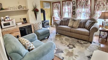 Edgewood Terrace | Setrika/meja setrika, Wi-Fi gratis, dan seprai linen