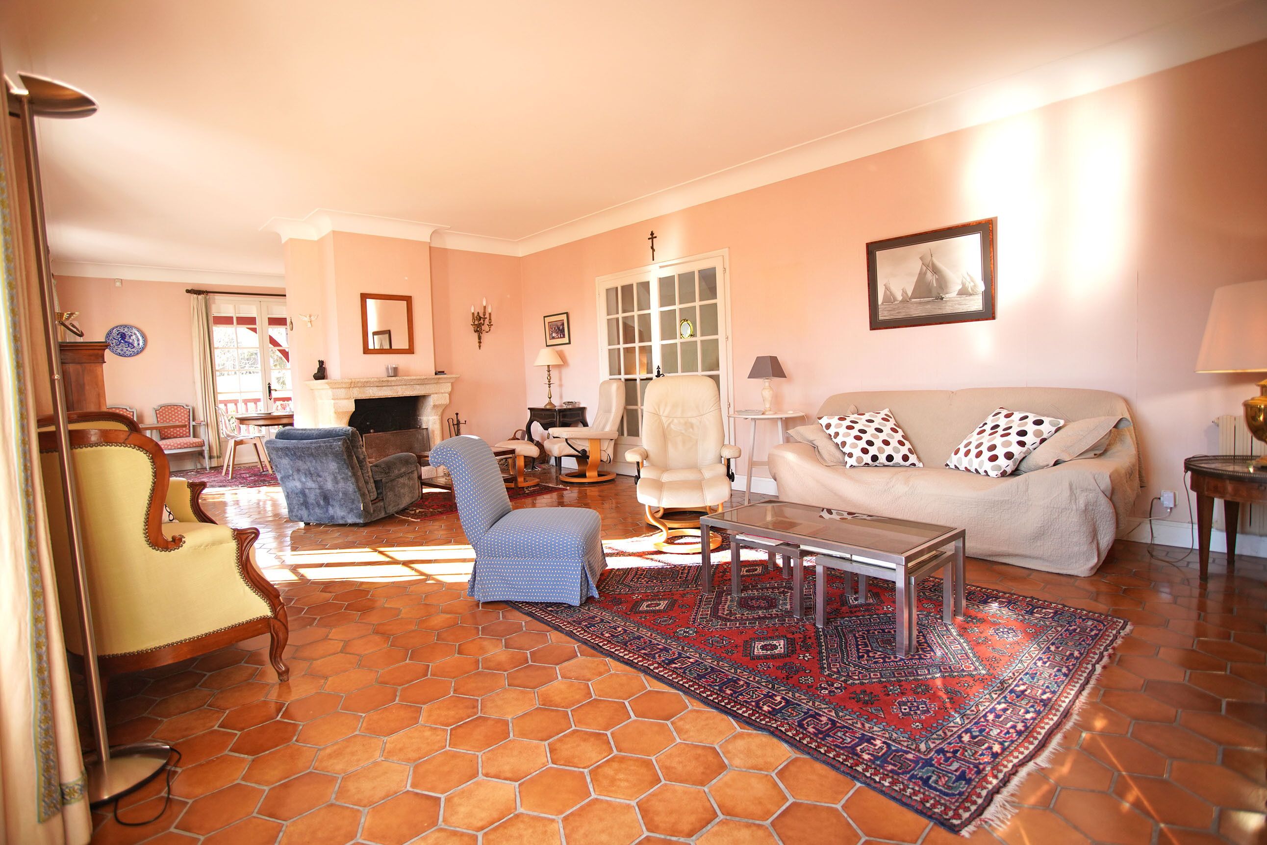 Maison Etchessahar, warm basque family house - MaisonTotale