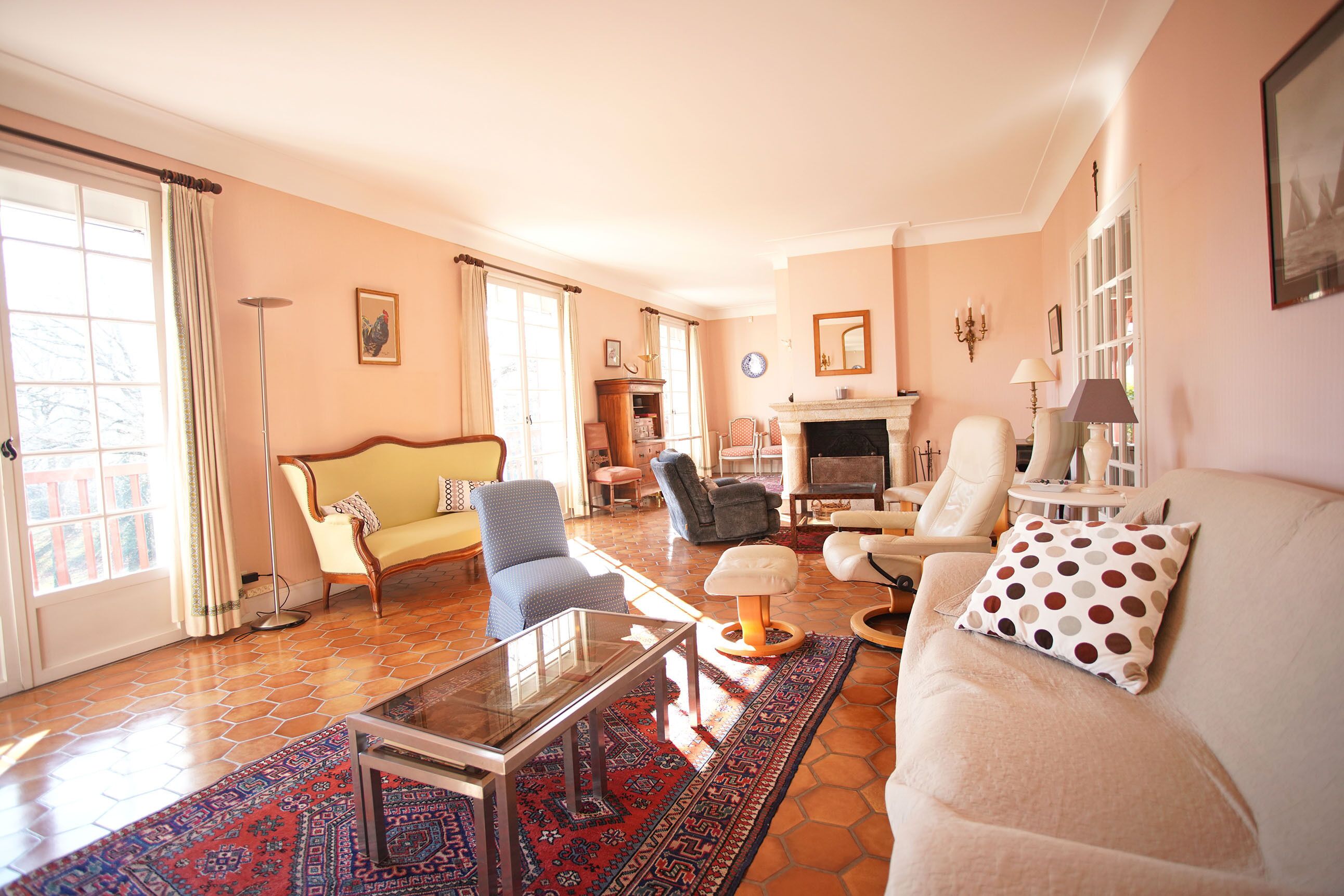 Maison Etchessahar, warm basque family house - MaisonTotale