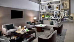 Lobby -  SuperHost - Spacious Studio With Direct Burj Khalifa View I Address Dubai Mall (Dubai)