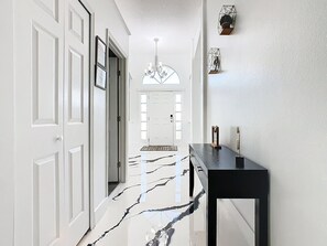 Interior - Casita mi Encanto a cozy 4-bedroom 3 bath with a pool (Kissimmee)