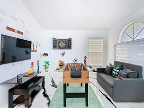Games room - Casita mi Encanto a cozy 4-bedroom 3 bath with a pool (Kissimmee)