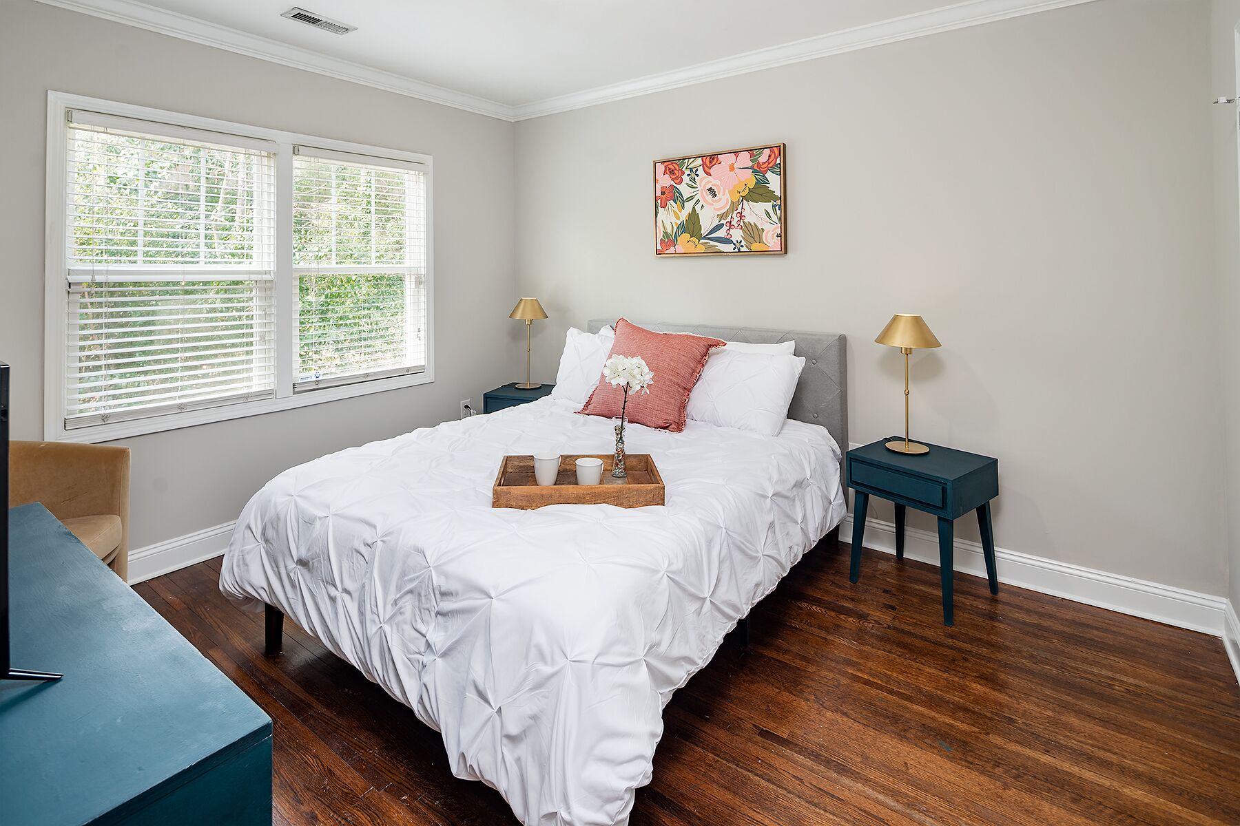 Chic 2BR Duplex ★Close to NoDa, Uptown, Light Rail