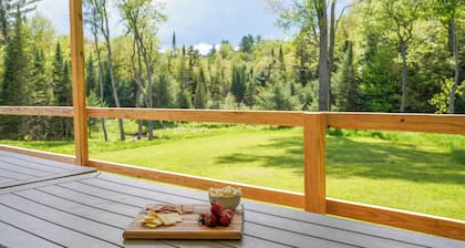 Cozy 3 Bedroom Cabin in the Adirondack Foothills