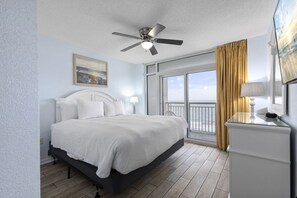 2 habitaciones, tabla de planchar con plancha y ropa de cama 