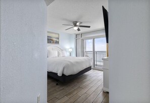 2 chambres, fer et planche à repasser, literie fournie