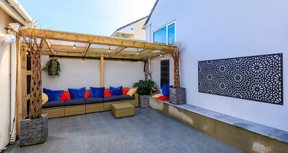 1 Bedroom annex convenient for Saundersfoot & Tenby with parking