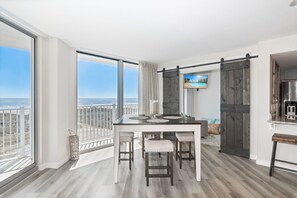 Dining - Sandcastle Condominiums Unit 337 (Port Aransas)