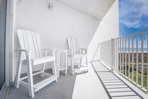 Terrace/patio - Sandcastle Condominiums Unit 415 (Port Aransas)