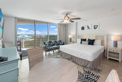 Sandcastle Condominiums Unit 428