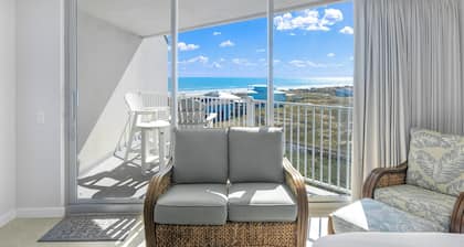 Sandcastle Condominiums Unit 528