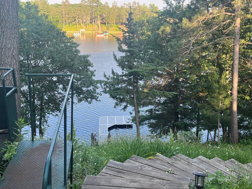 Executive Lakehome on Gull Lake – Fully Furnished  30+ Day Stays Amazing Views
