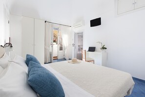 3 室のベッドルーム、デスク、アイロン / アイロン台、WiFi (無料)