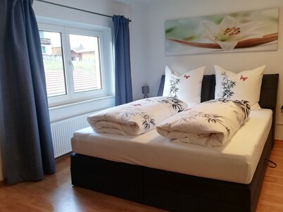 Ferienwohnung Uebler - Large vacation apartment near the lake